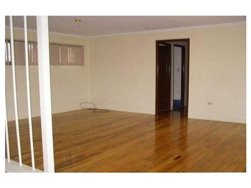 10 Sedgemore Street, Stafford Heights QLD 4053