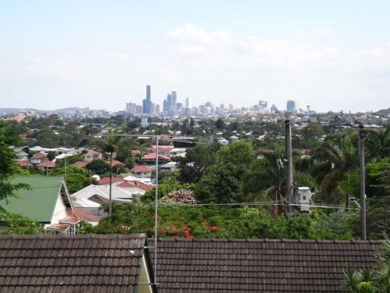 18 Bowd Pde, Wavell Heights QLD 4012