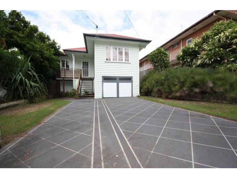 23 Davenport Street, Chermside QLD 4032