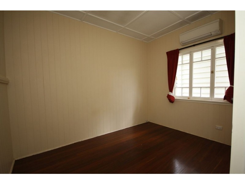 23 Davenport Street, Chermside QLD 4032