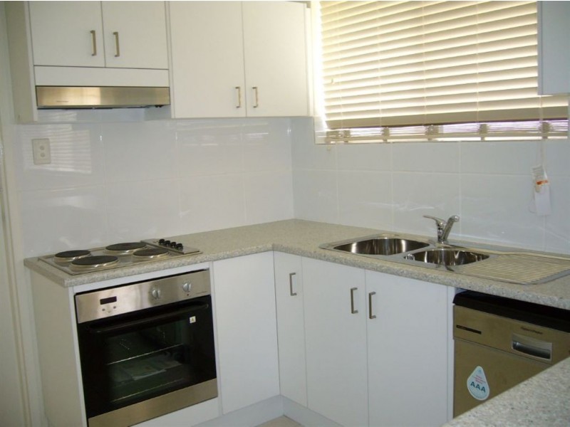 2/465 Rode Road, Chermside QLD 4032