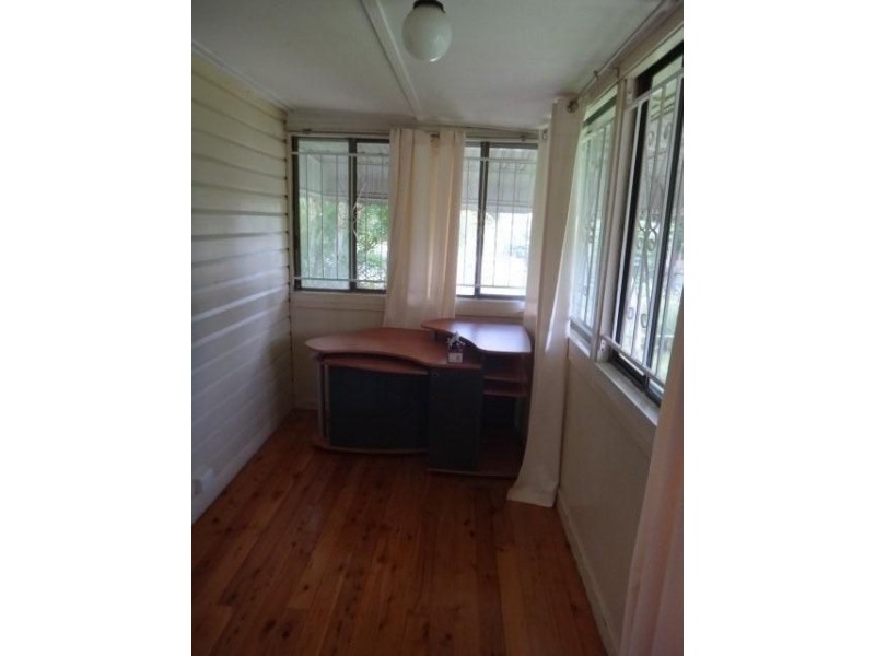 31 Hilltop Avenue, Chermside QLD 4032