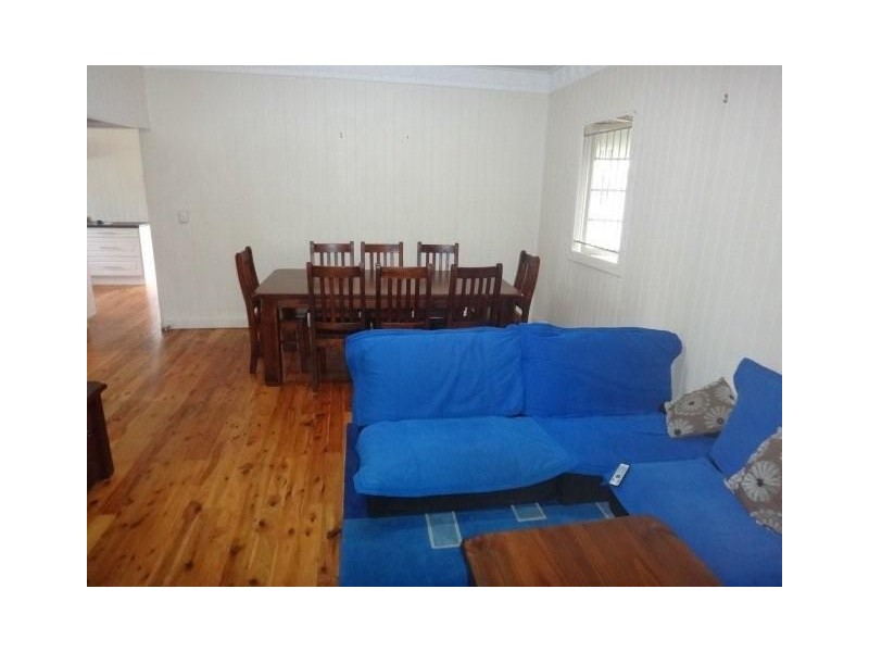 31 Hilltop Avenue, Chermside QLD 4032
