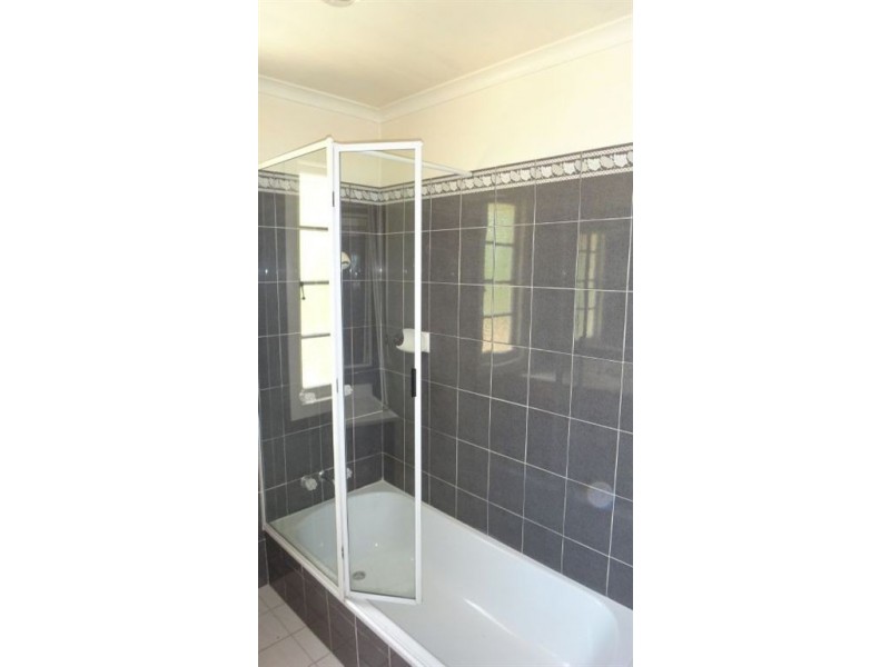 178 Hamilton Rd, Wavell Heights QLD 4012