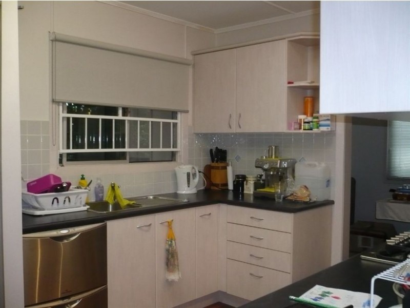 8 Lindale Street, Chermside West QLD 4032