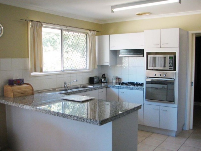 87 Redbourne Street, Chermside West QLD 4032