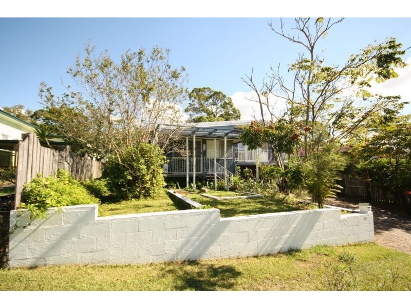 6 Tyrone Street, Chermside West QLD 4032