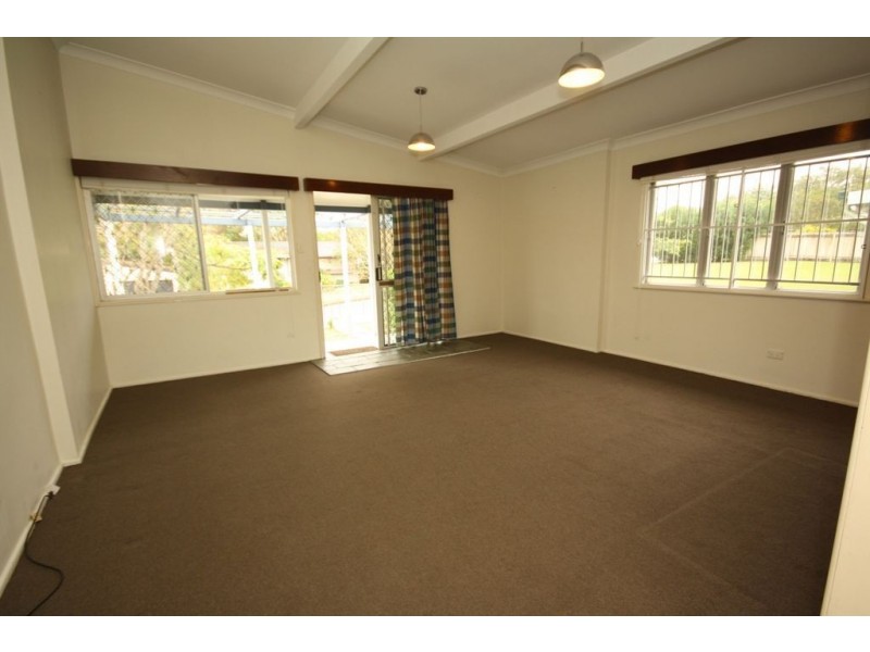 6 Tyrone Street, Chermside West QLD 4032