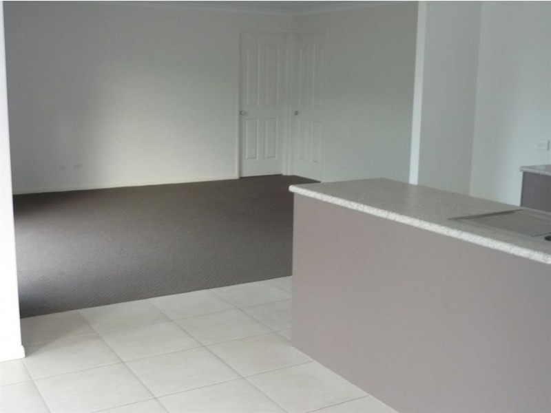 83 Cowie Rd, Carseldine QLD 4034