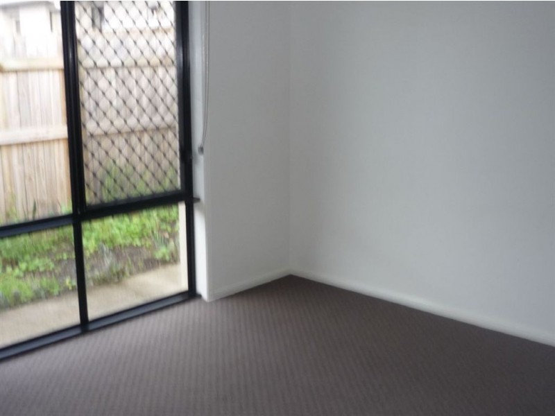 83 Cowie Rd, Carseldine QLD 4034