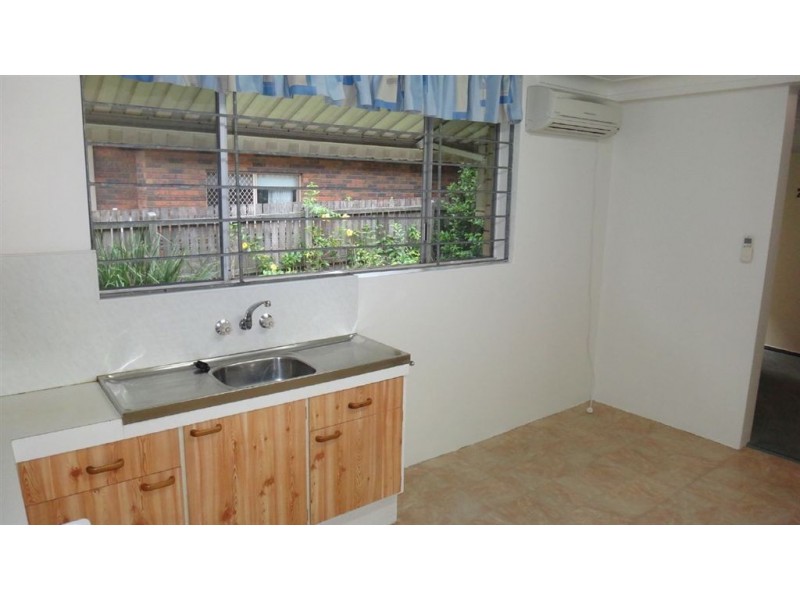 2/3 Parkhill St, Chermside QLD 4032