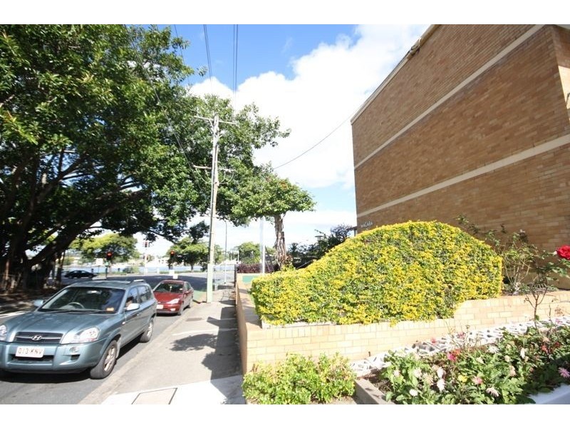 14/6 Riverview Tce, Hamilton QLD 4007