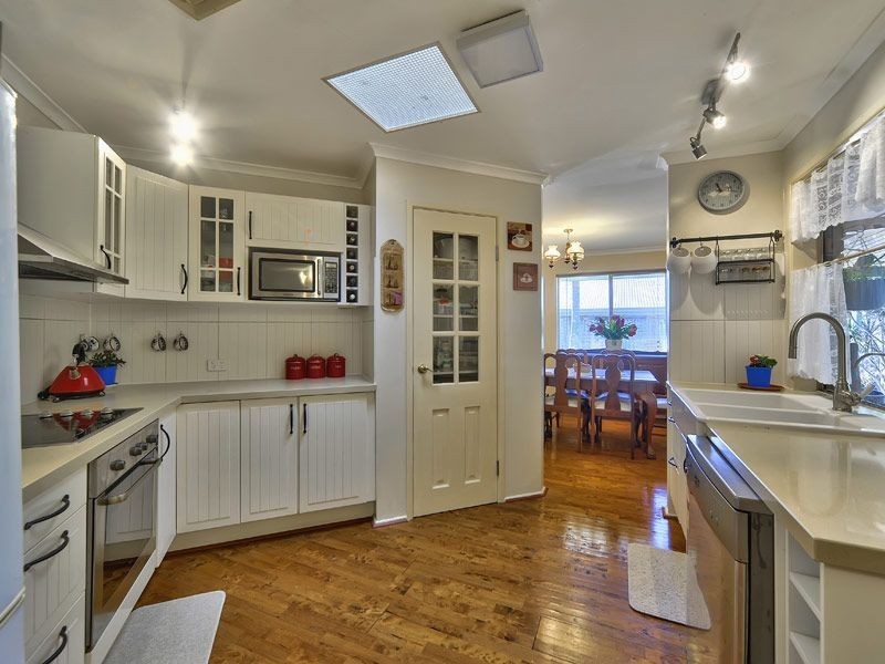 73 Jagora Drive, Albany Creek QLD 4035