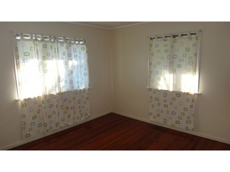 8 Webb St, Stafford QLD 4053