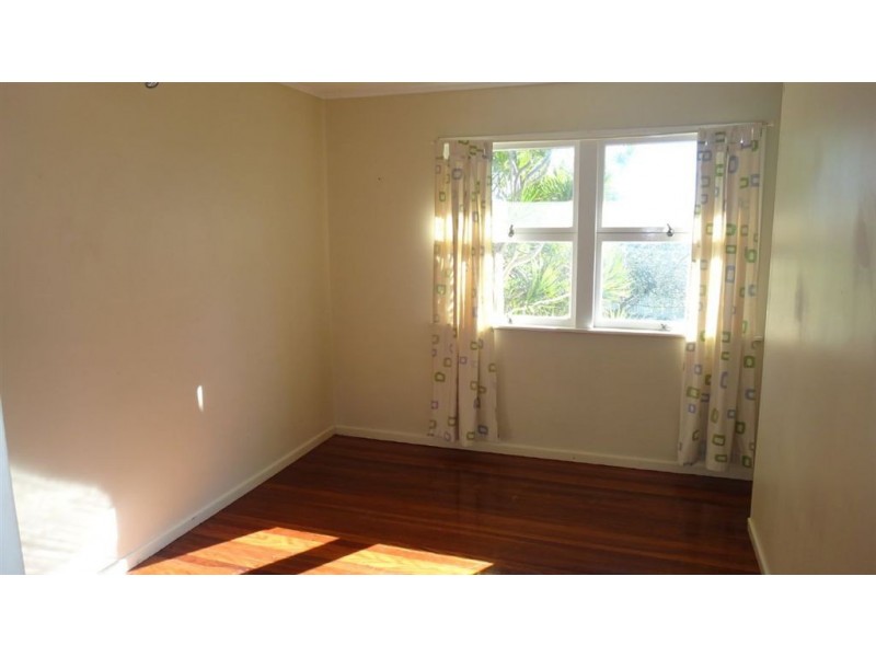 8 Webb St, Stafford QLD 4053