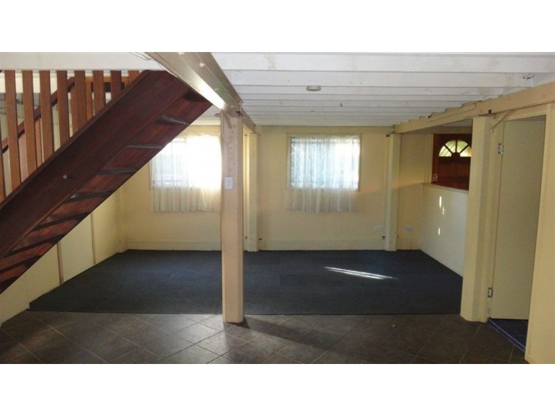 8 Webb St, Stafford QLD 4053