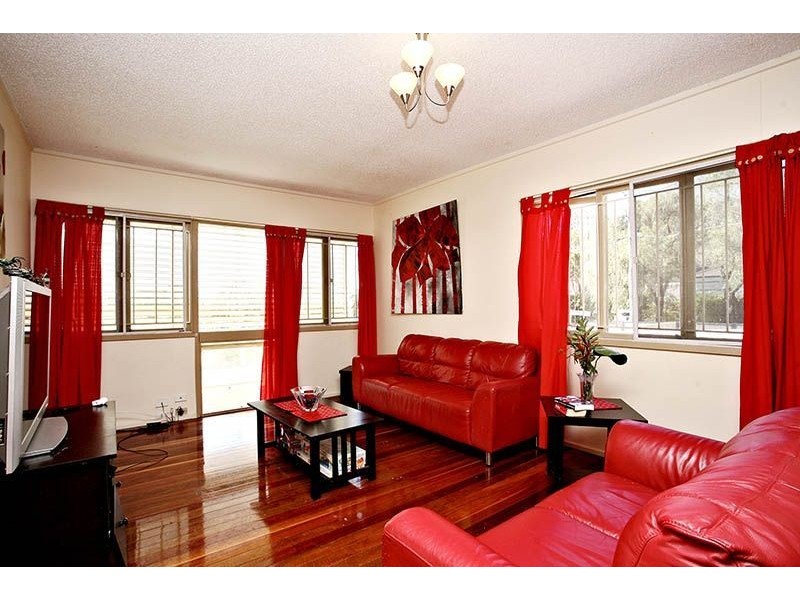 2 Dibbil Street, Chermside West QLD 4032