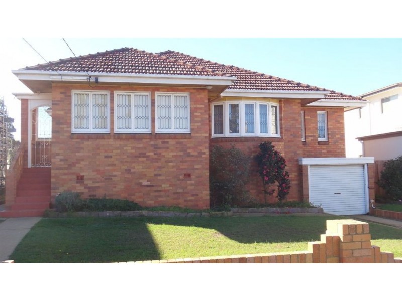 19 Sunny Ave, Wavell Heights QLD 4012