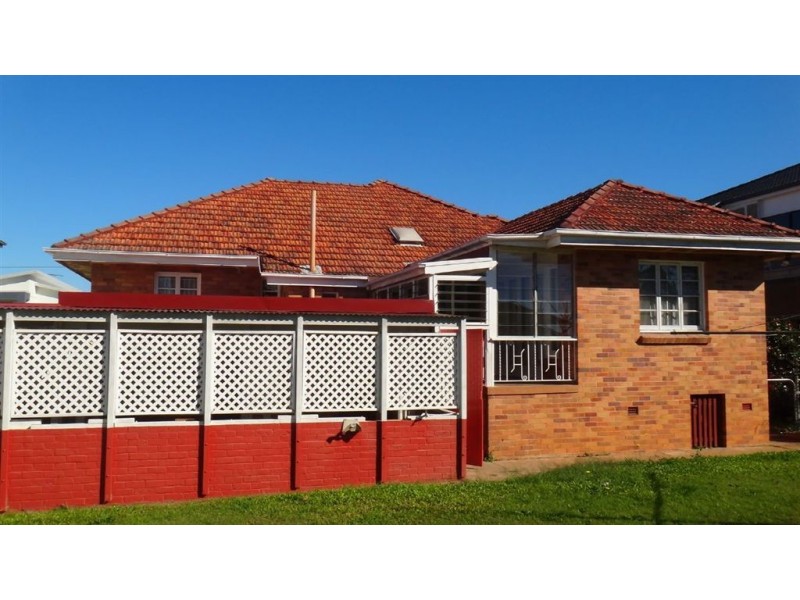 19 Sunny Ave, Wavell Heights QLD 4012