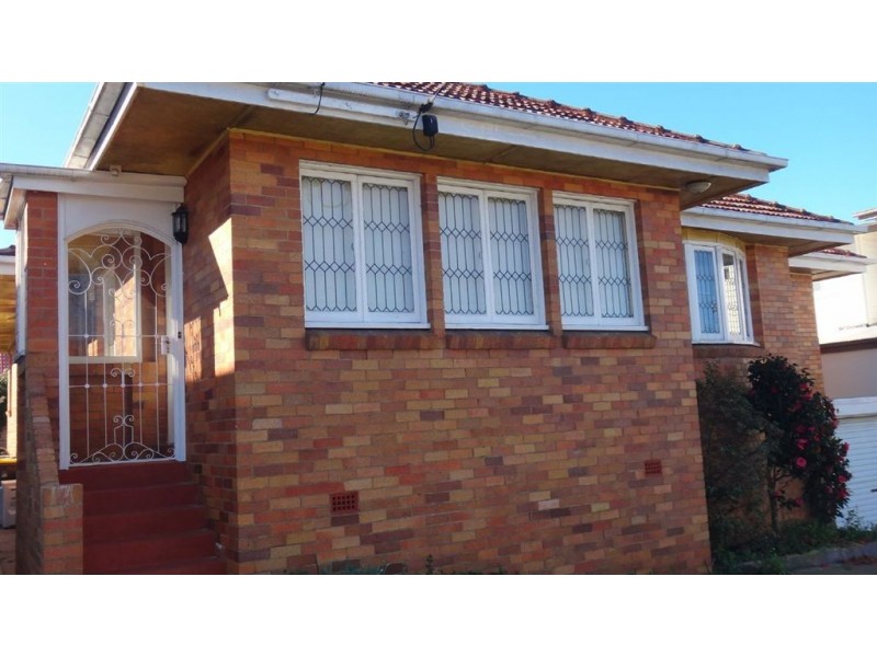 19 Sunny Ave, Wavell Heights QLD 4012