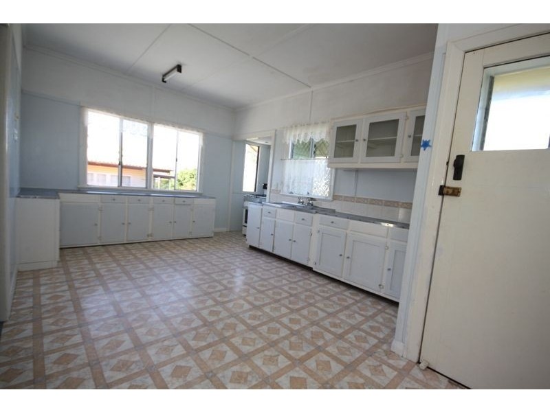 82 Armfield Street, Stafford QLD 4053