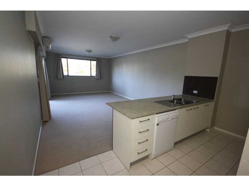 3/37 Playfield Street, Chermside QLD 4032