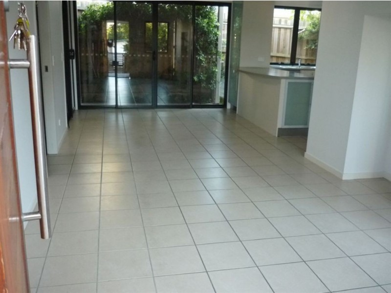 41 Curwen Terrace, Chermside QLD 4032