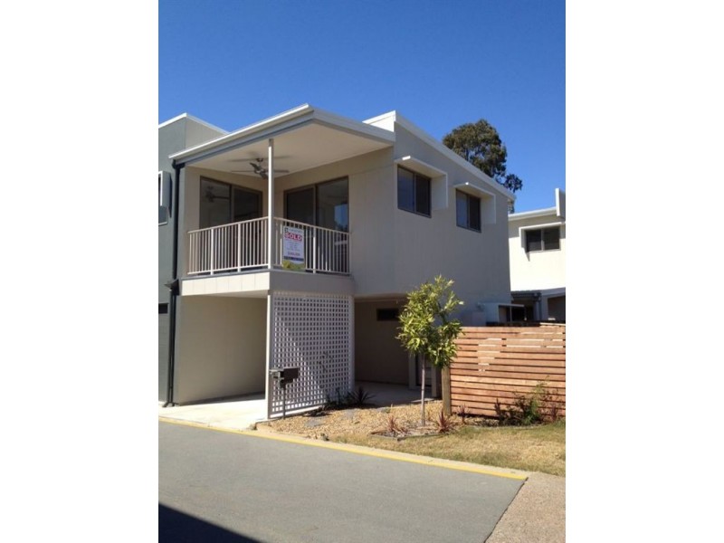 4/8 Palmerston Lane (cnr carselgrove), Fitzgibbon QLD 4018