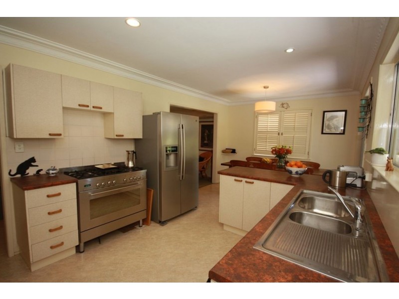 15 Valiant Street, Chermside West QLD 4032