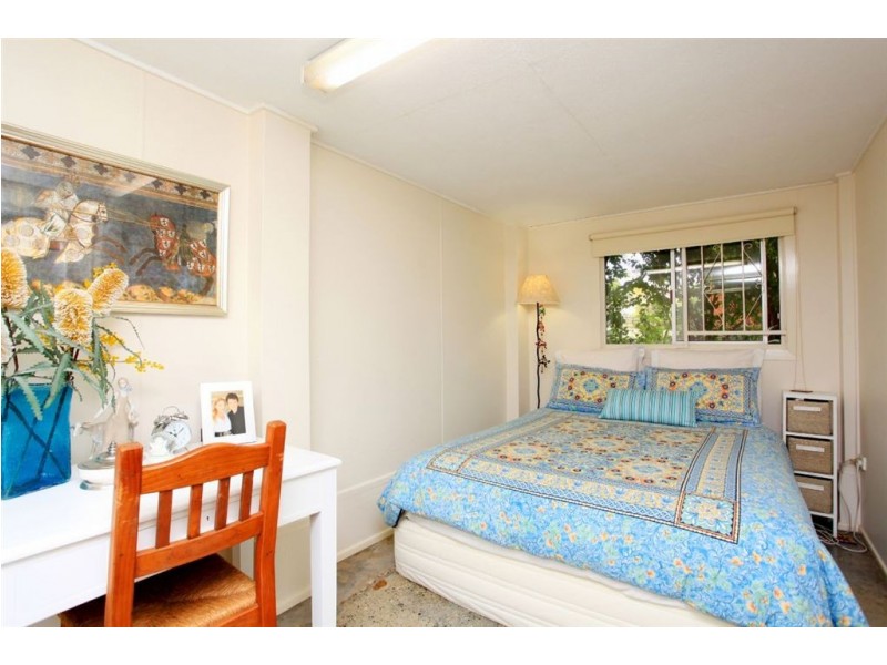 15 Valiant Street, Chermside West QLD 4032