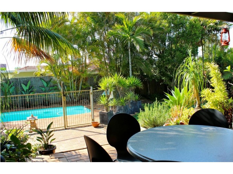 15 Valiant Street, Chermside West QLD 4032