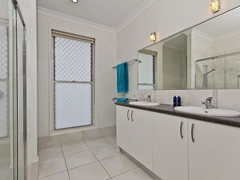 1 Benecia Street, Wavell Heights QLD 4012