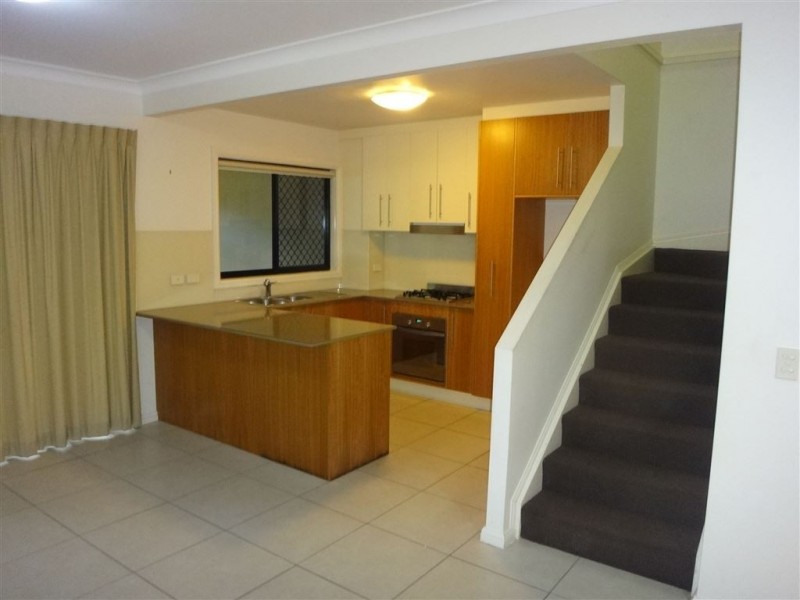 3/15 Curwen Terrace, Chermside QLD 4032
