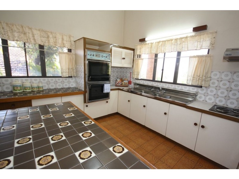 2 Barossa Street, Carseldine QLD 4034