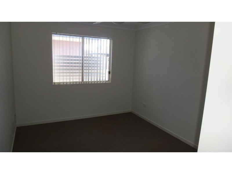 2/18 Zenith Ave, Chermside QLD 4032