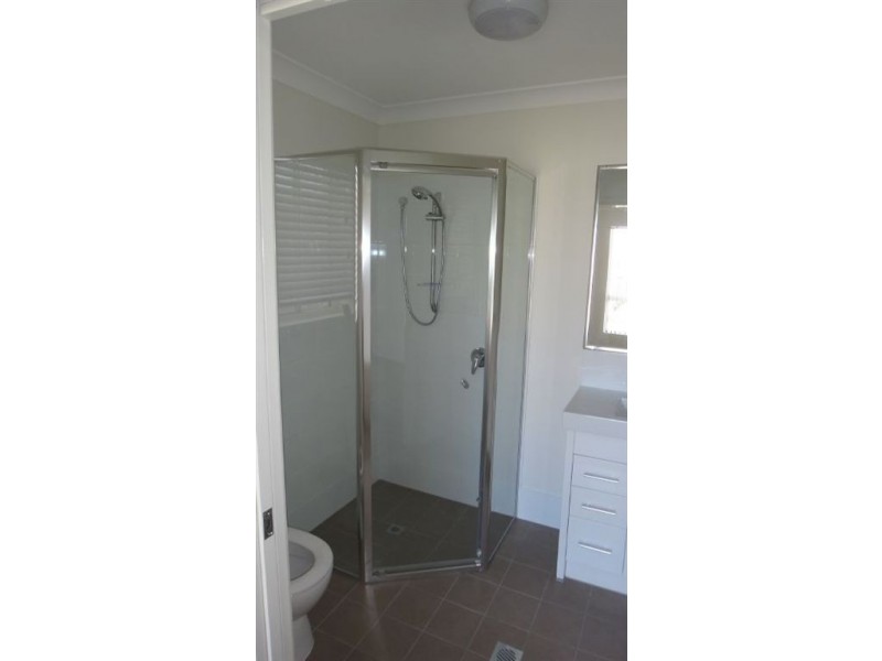 2/18 Zenith Ave, Chermside QLD 4032