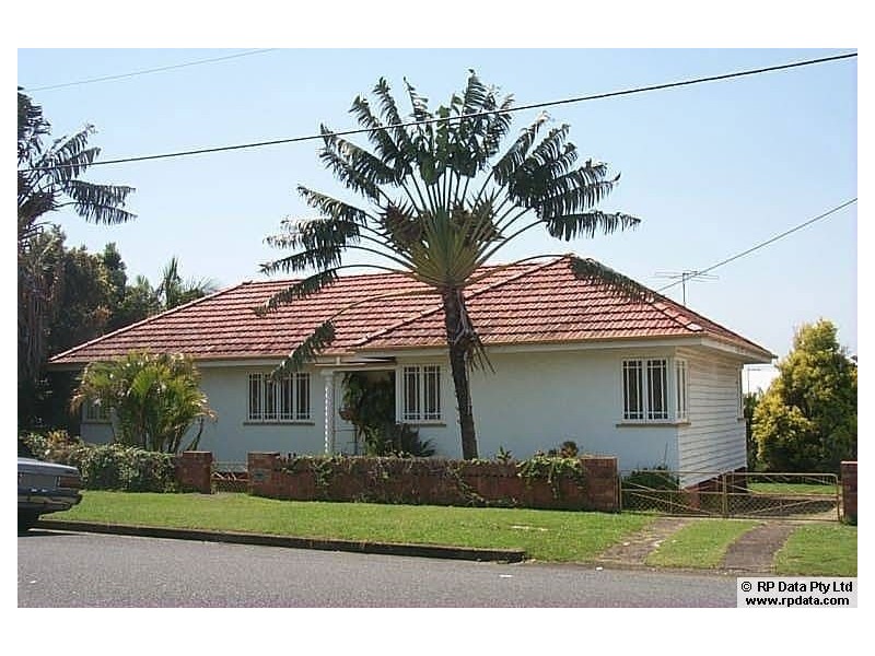 5 Wood Street, Kedron QLD 4031