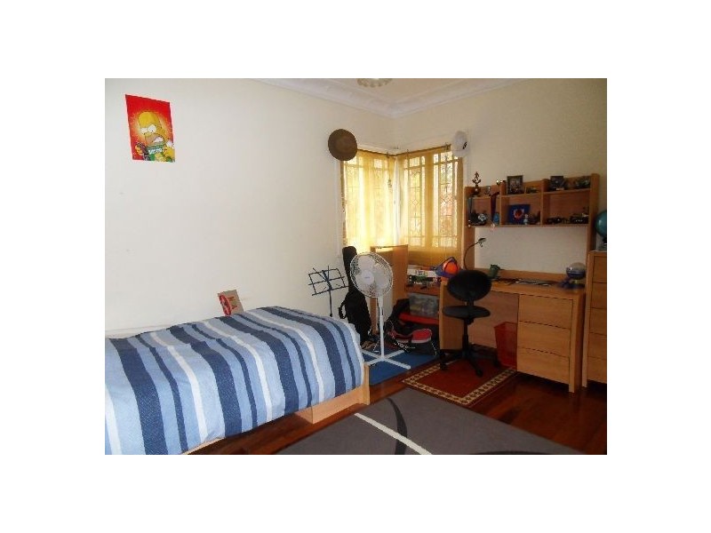 5 Wood Street, Kedron QLD 4031