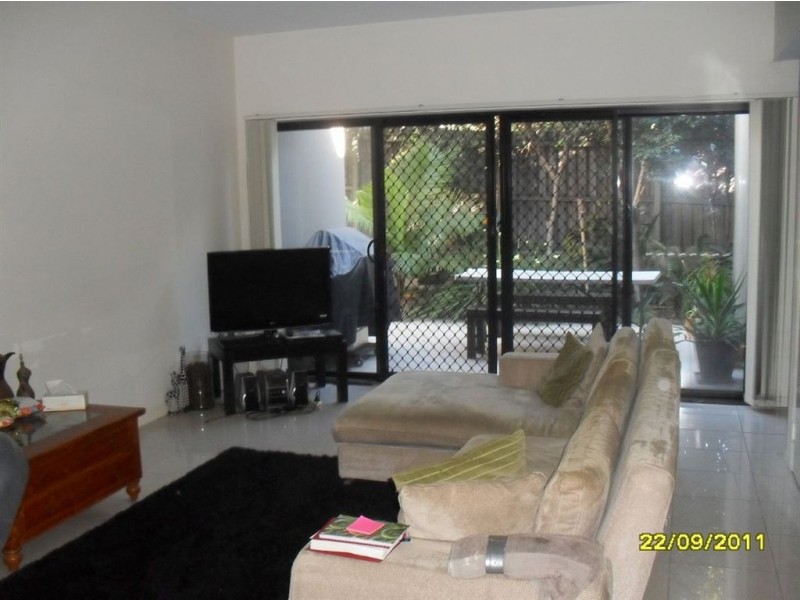 8/233 Gympie Road, Kedron QLD 4031