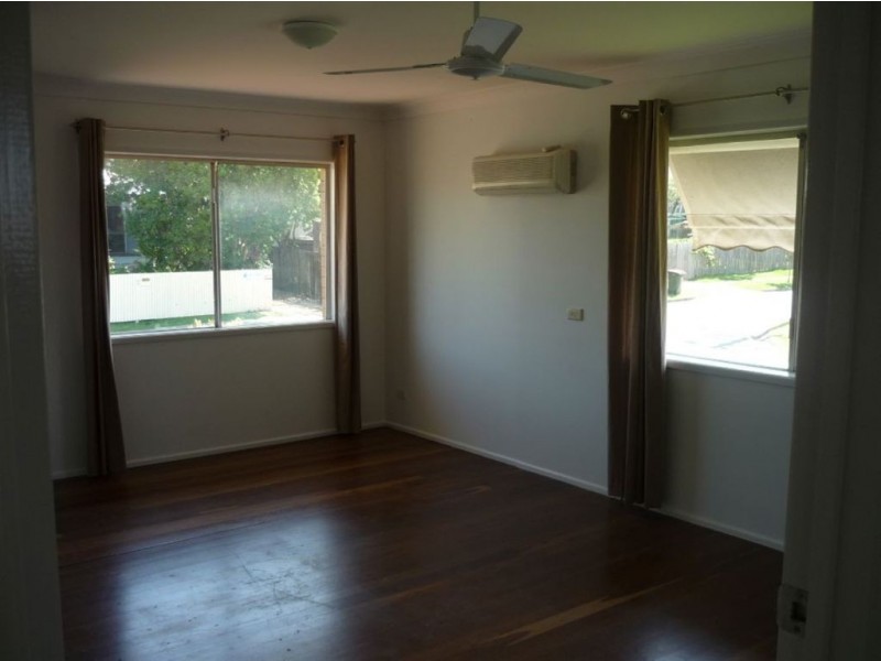 2 Benyon Street, Wavell Heights QLD 4012