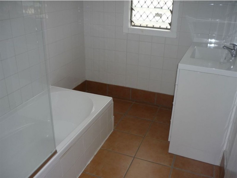 2 Kidgell Street, Stafford QLD 4053