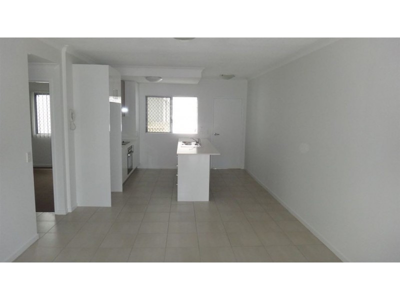 2/16 Dulendella Street, Zillmere QLD 4034