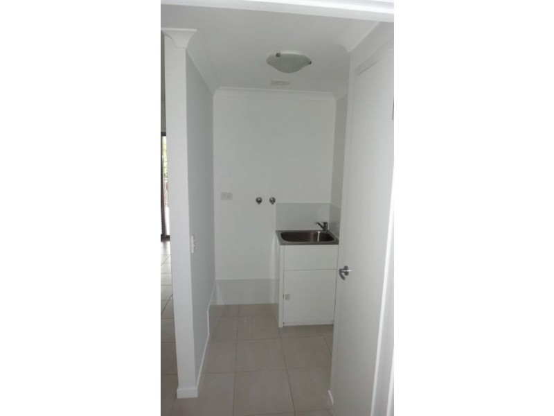 2/16 Dulendella Street, Zillmere QLD 4034