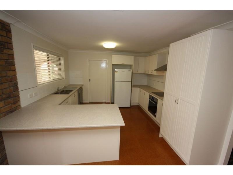 26 Niven Street, Stafford Heights QLD 4053