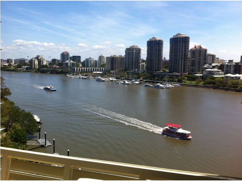 126/79 Moray Street, New Farm QLD 4005