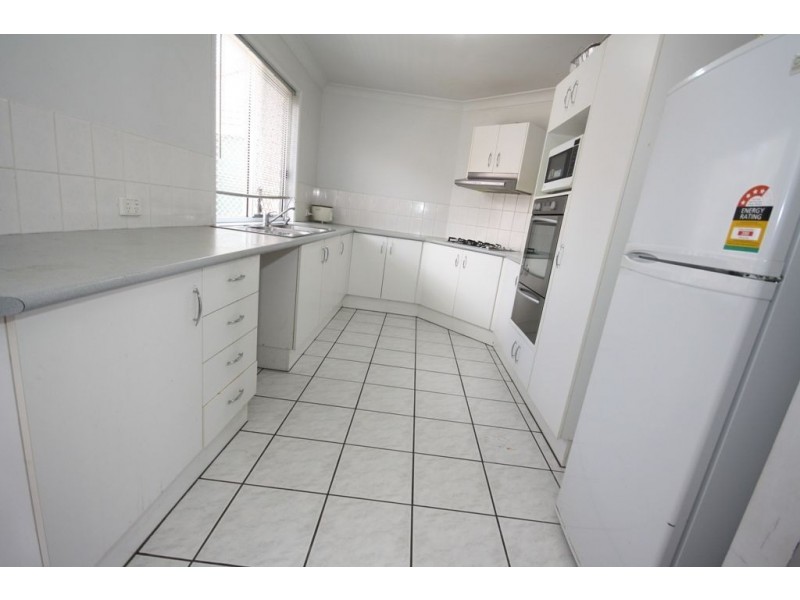 93 Silkyoak Ct, Fitzgibbon QLD 4018