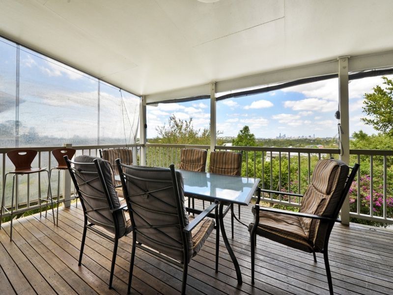 240 Rode Road, Wavell Heights QLD 4012