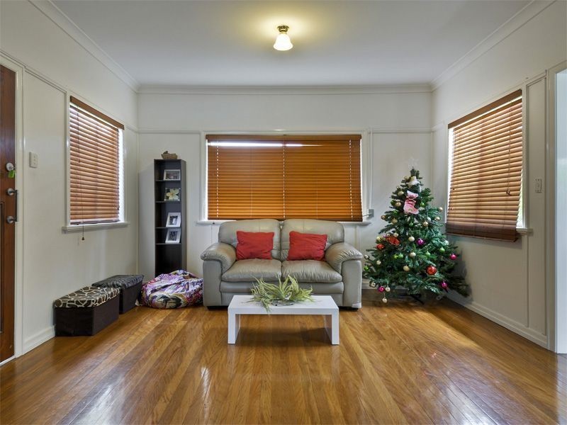 240 Rode Road, Wavell Heights QLD 4012