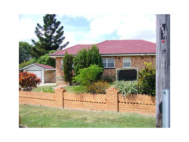 18 Weeroona Street, Chermside QLD 4032