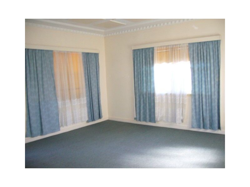 18 Weeroona Street, Chermside QLD 4032